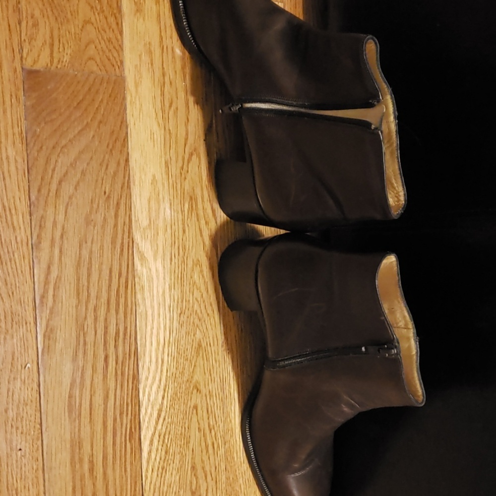 Ankle boots